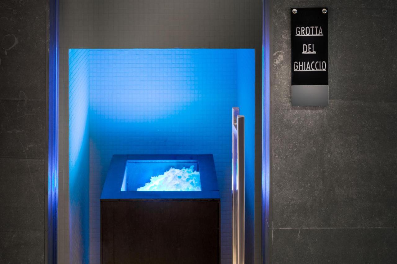 Lhp Hotel Montecatini Palace & Spa Kültér fotó Ice grotto