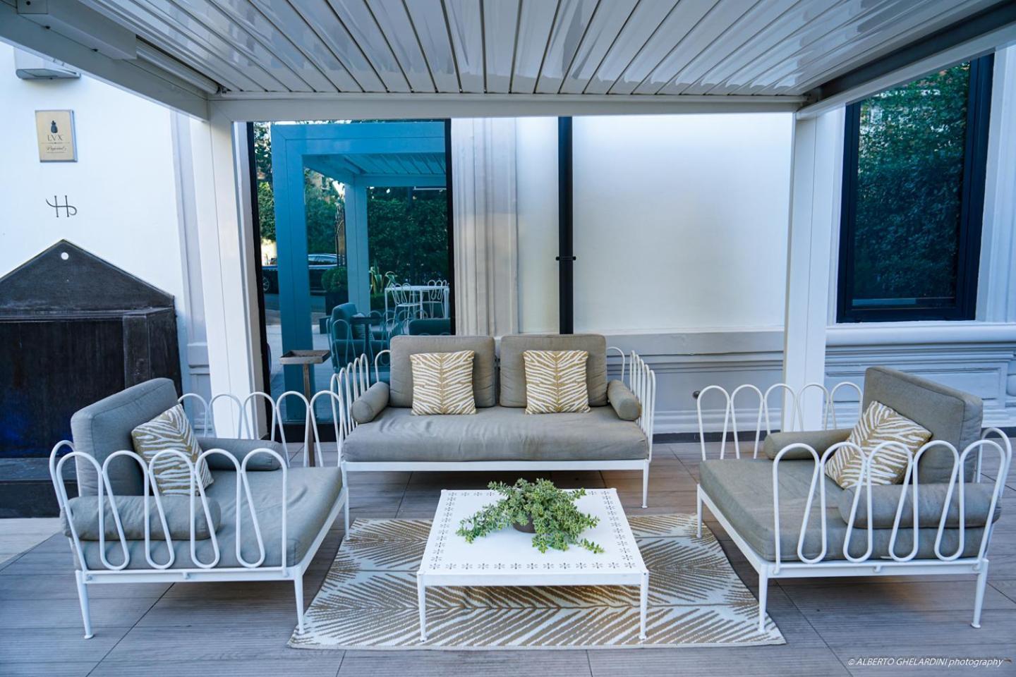 Lhp Hotel Montecatini Palace & Spa Kültér fotó Outdoor furniture